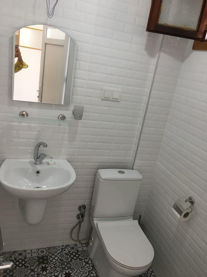 Miss Hotel Karya Oren  Luaran gambar